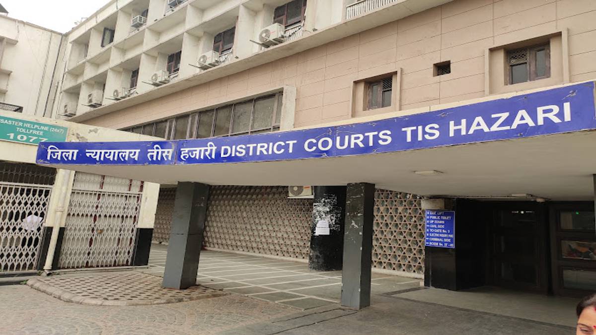 Photo of Delhi Court Discharges man in Arms Act Case, Cites Lack of Evidence